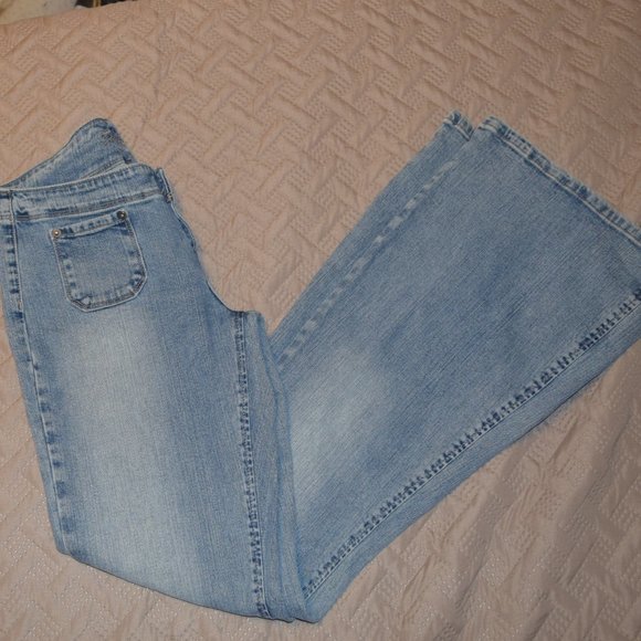 Silver Jeans - Picture 4 of 4